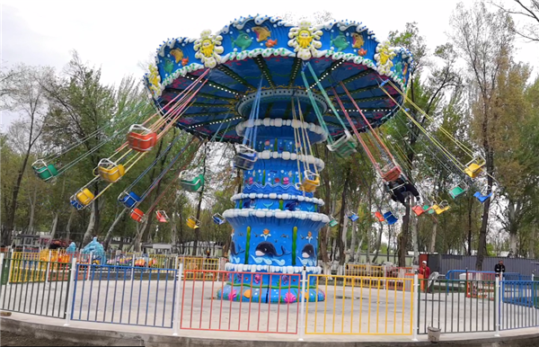 海洋搖頭飛椅 海洋搖頭飛椅