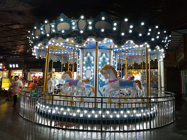 16座景區(qū)豪華轉(zhuǎn)馬