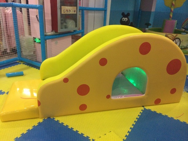 兒童樂園淘氣堡 游樂設備廠家，淘氣堡配件，室內游樂設備，拆裝淘氣堡，電動淘氣堡。