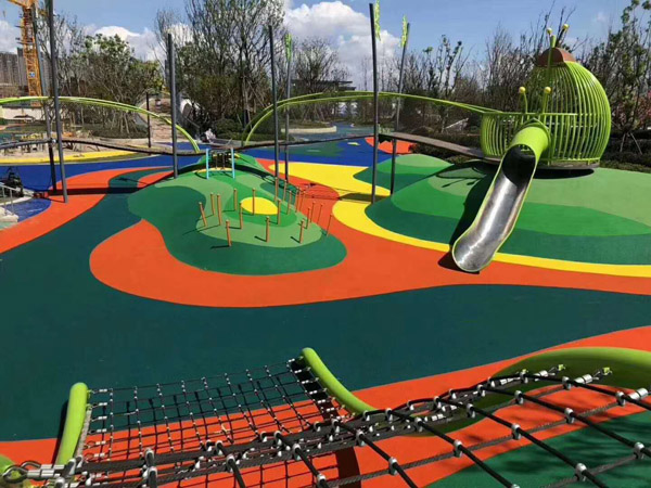 非標無動力游樂設備