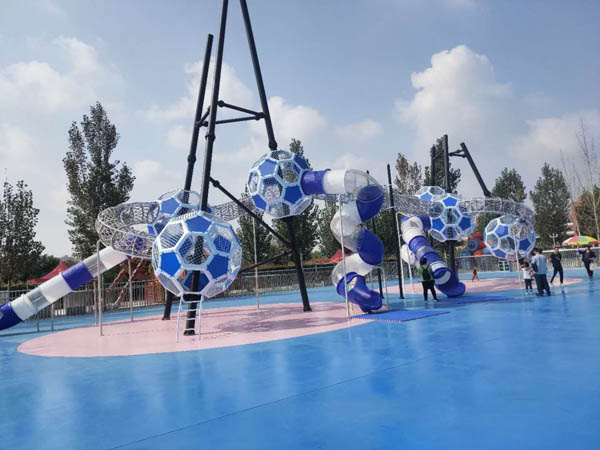 非標無動力游樂設備